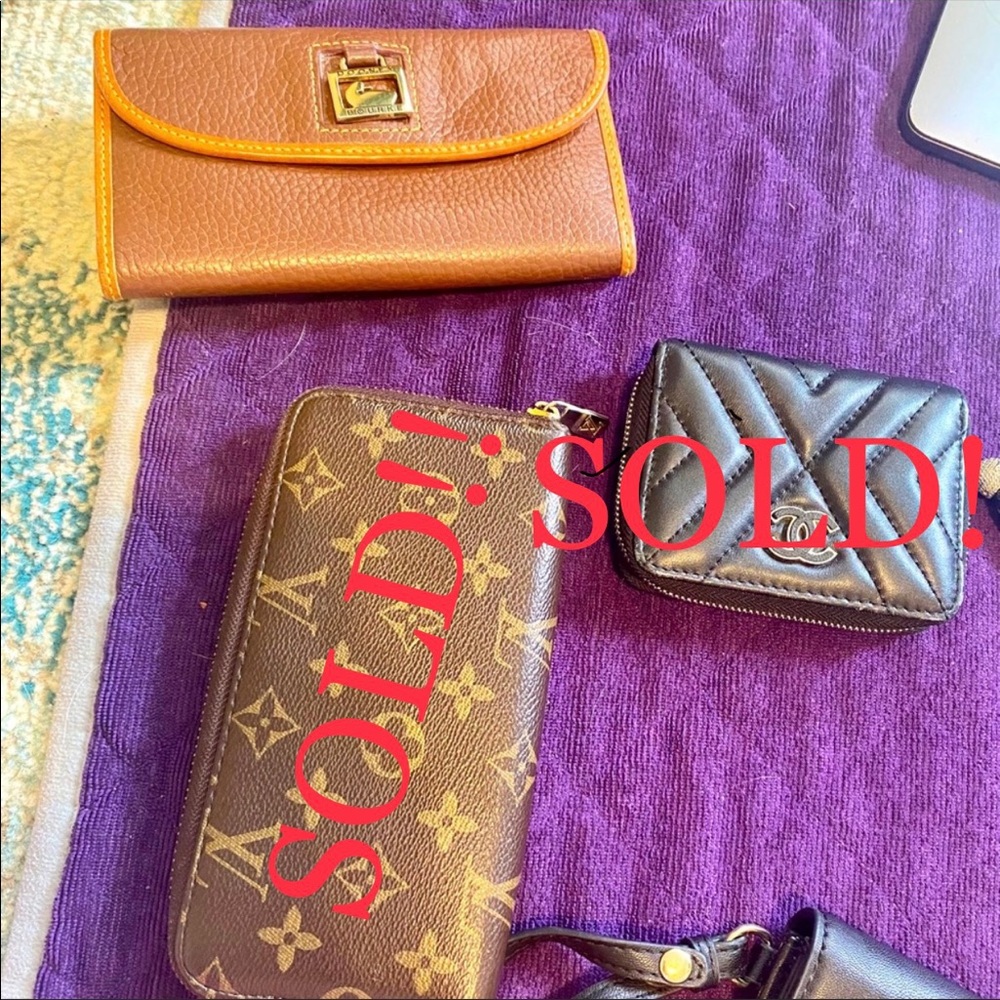 Dooney and Bourke Trifold Wallet